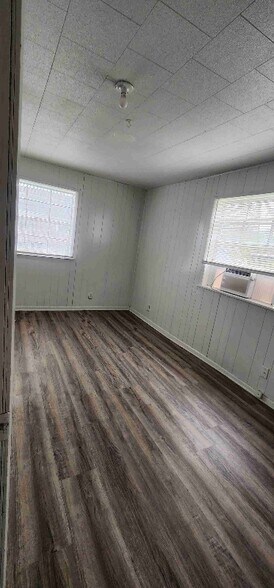 Building Photo - 2511 N 8th St