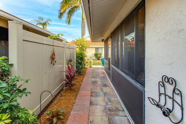 Building Photo - 7199 Blanquilla Ct