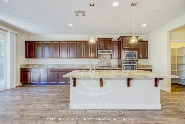 Building Photo - Charming Sorrento Home for Rent