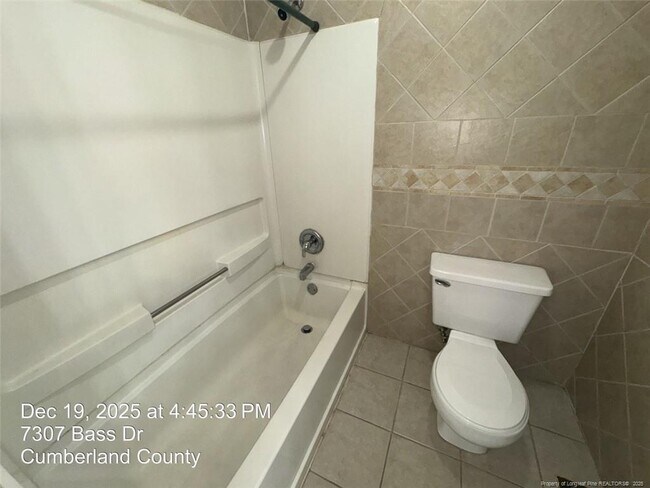 Building Photo - 7307 Bass Dr