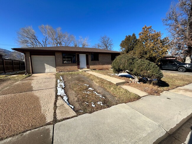 Building Photo - Short-term rental! 5 Bedroom Home for Rent in South Boulder's Martin Acres