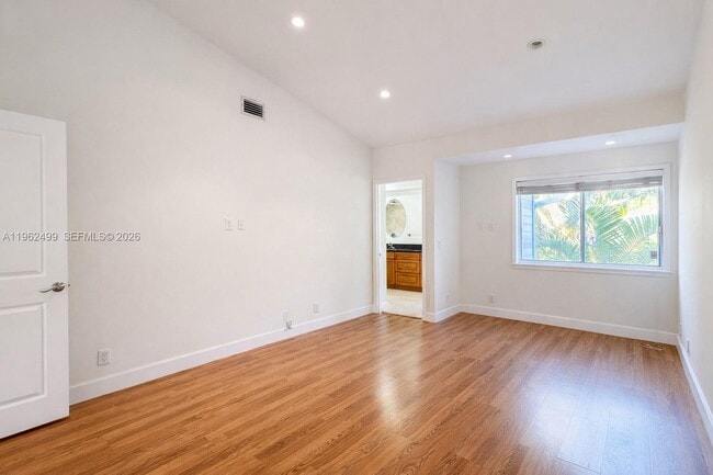 Building Photo - 5327 Sapphire Valley