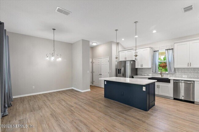 Building Photo - 148 Greendale Dr