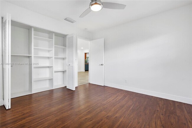 Building Photo - 11240 Sheridan St