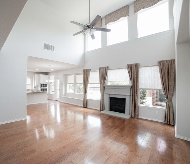 Building Photo - 3416 Ballard Dr