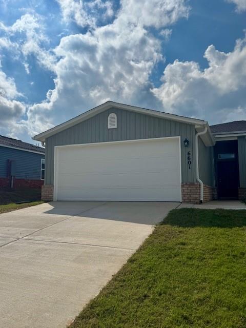 Building Photo - 6601 NW Gregory St