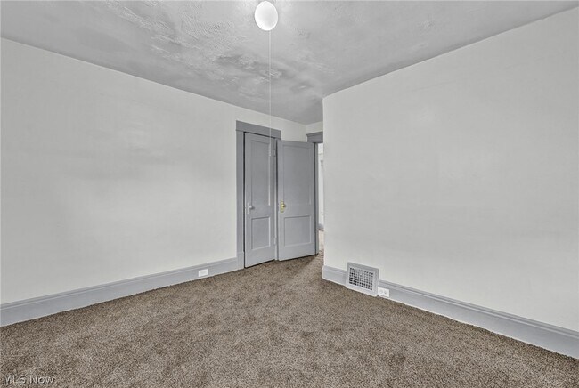 Building Photo - 3341 E 145th St