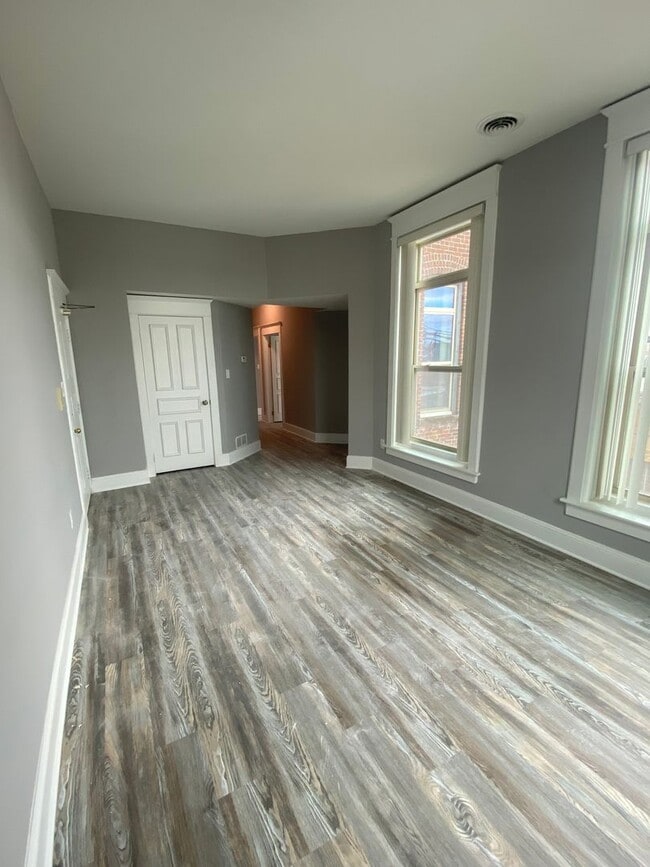 Building Photo - 2 Bedroom Rental in Emmaus!