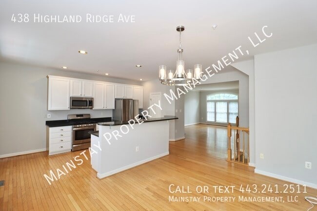 Building Photo - 438 Highland Ridge Ave