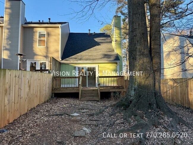 Building Photo - 1911 Shenandoah Valley Ln SE