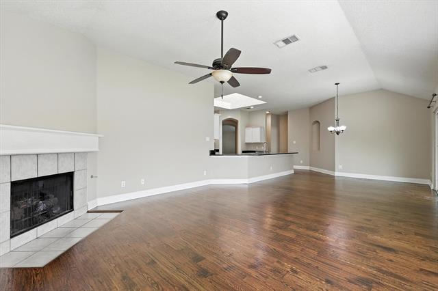 Building Photo - 2502 Blue Holly Dr