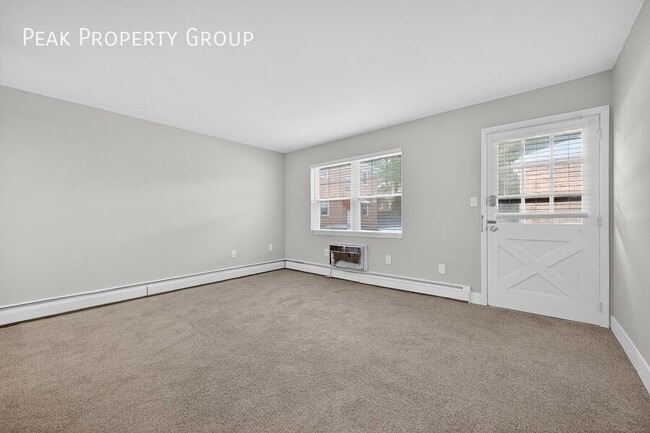 Building Photo - 6419 Montgomery Rd