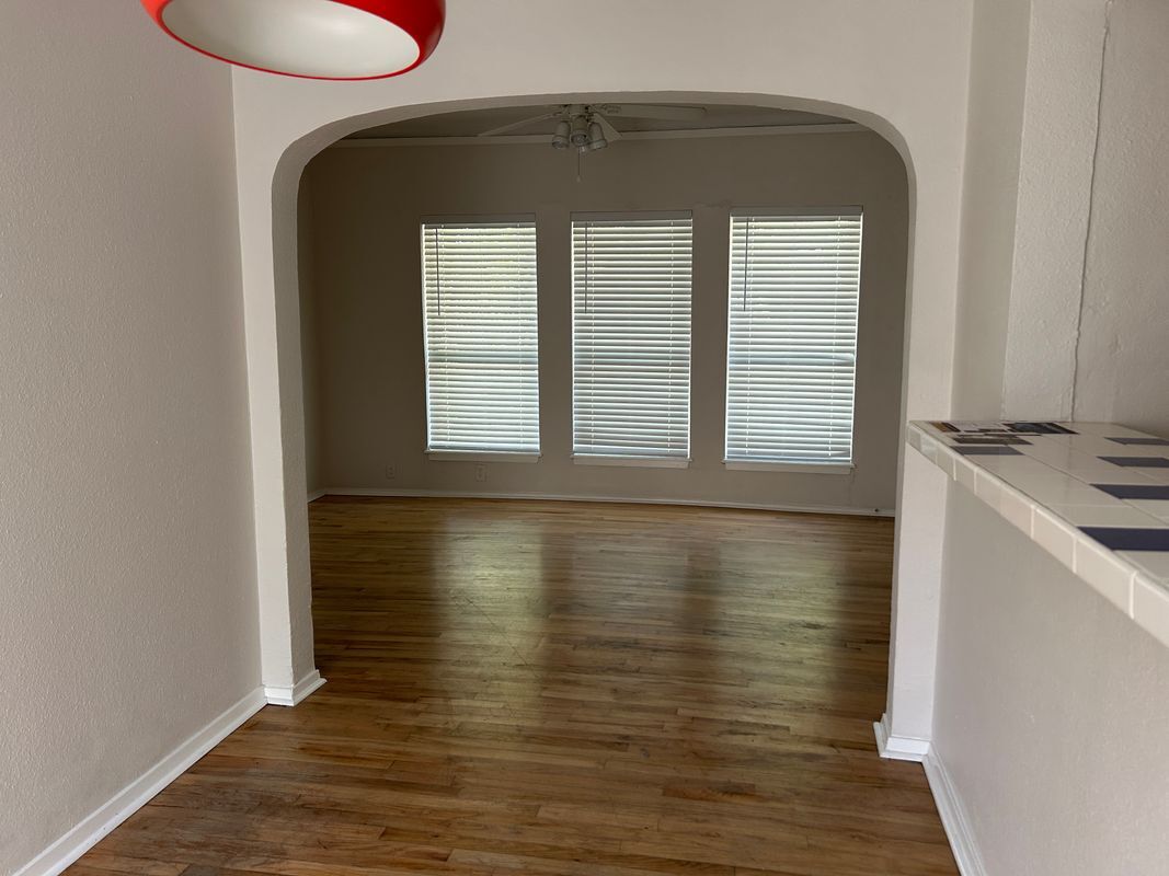 Building Photo - 5305 Reiger Ave