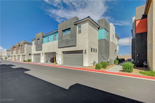 Building Photo - 9864 Kings Glen St