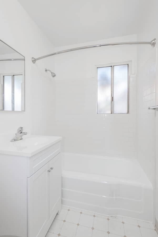 Building Photo - 2339 Abbot Kinney Blvd