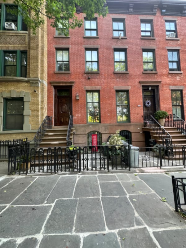 Building Photo - 248 Adelphi St