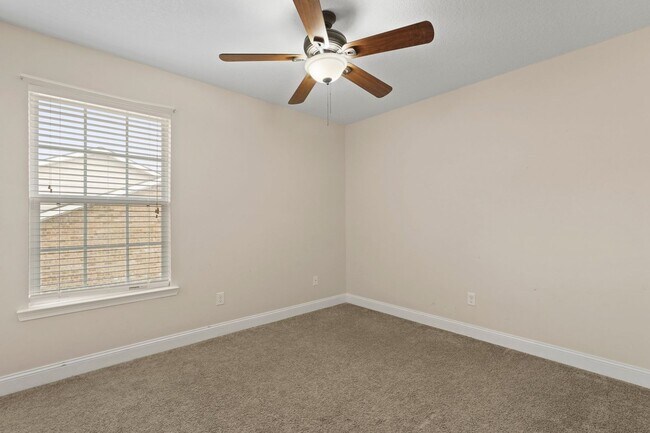 Building Photo - Charming 4-Bedroom Home for Rent in Hinesville, GA