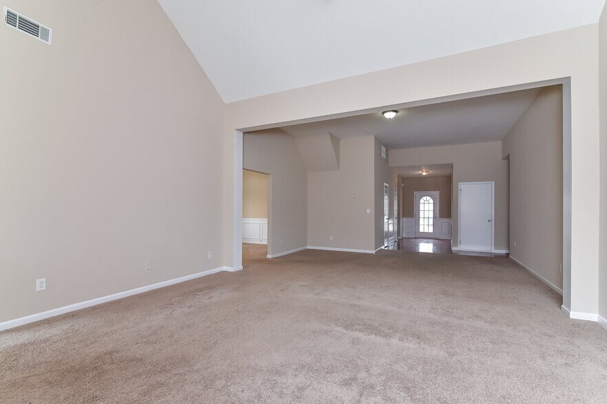 Building Photo - 4935 Mundy Ct