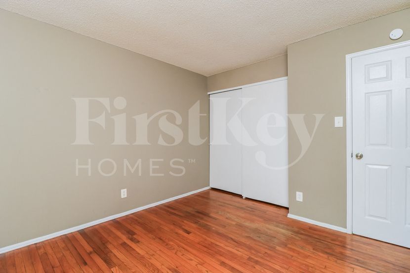 Building Photo - 6722 Champana Ln