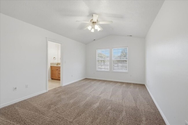 Building Photo - 3053 E Calabria Dr