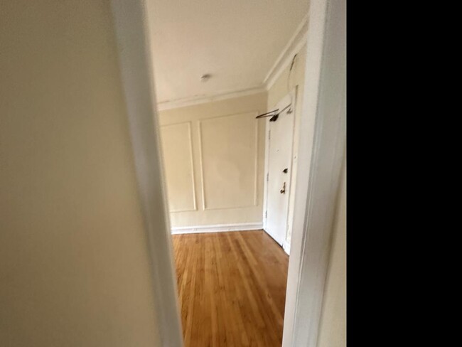 Primary Photo - 1 bedroom in Chicago IL 60610