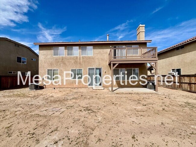 Building Photo - 13535 Silversand St