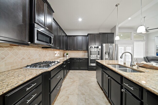 Building Photo - 6614 Sterling Shores Ln