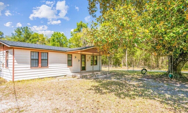 Building Photo - 4472 Springbank Rd