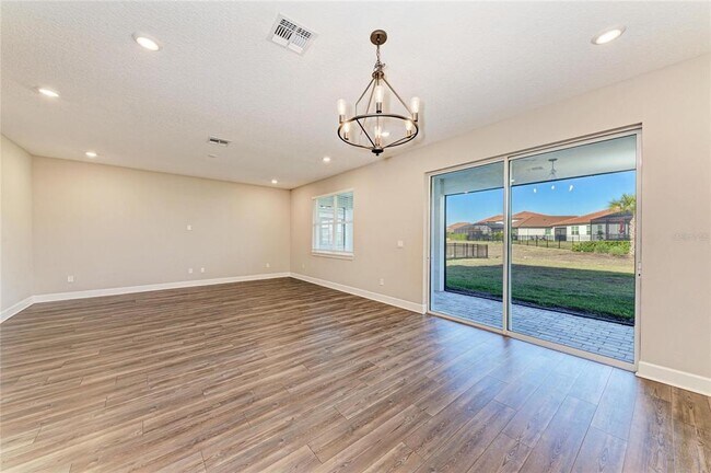 Building Photo - 13827 Green Hammock Pl