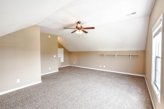 Building Photo - Ranch with Bonus in Fox Crossing!