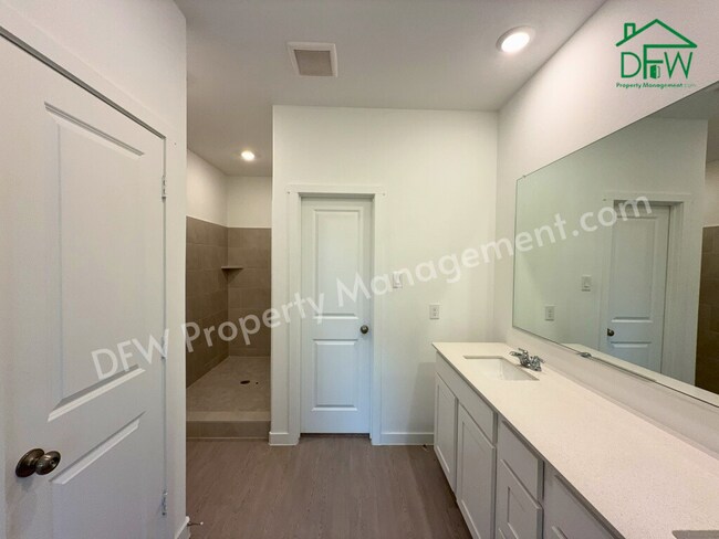 Building Photo - Spacious 4-Bedroom Home with Study & Large Backyard in Princeton, TX!