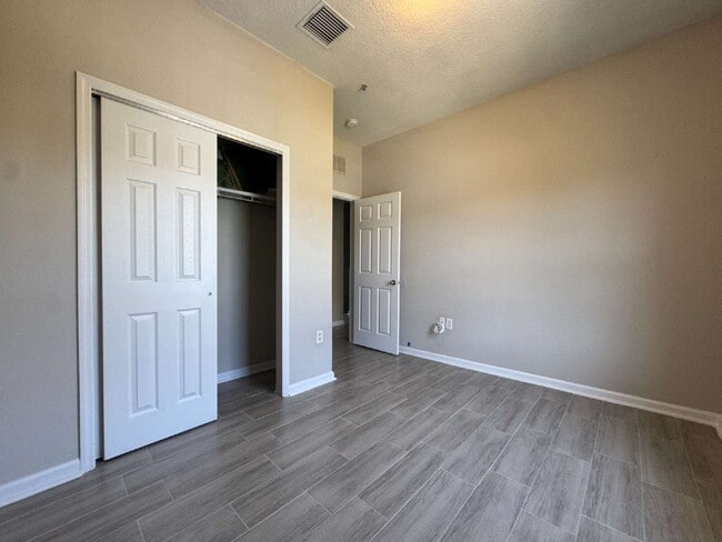 Building Photo - 6066 Gibson Ave