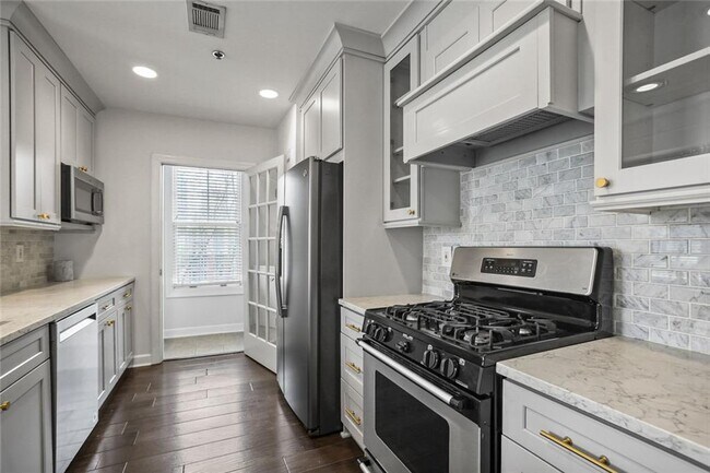 Building Photo - 850 Piedmont Ave NE