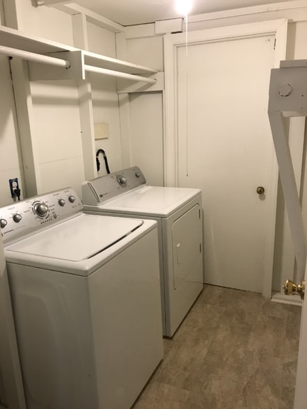 Building Photo - 1506 Northwood Cir