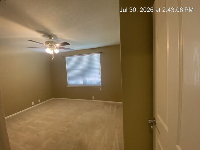 Building Photo - 3 Bedroom/2 Bath Encino Ridge Subdivision