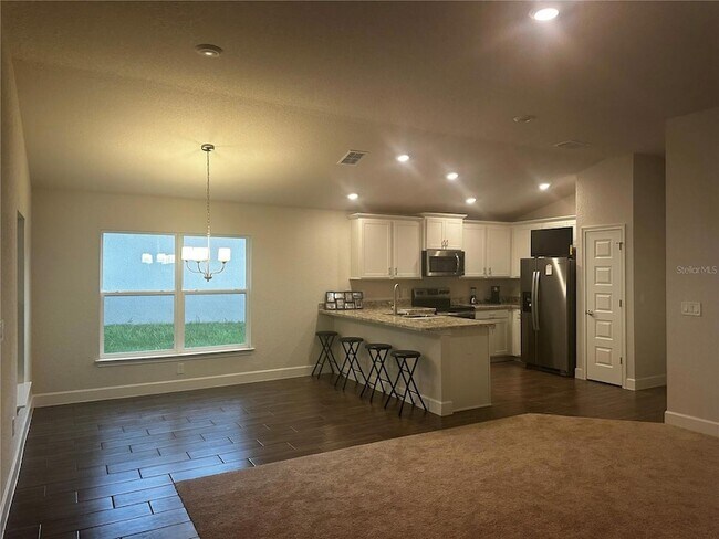 Building Photo - 187 NW 45th Loop