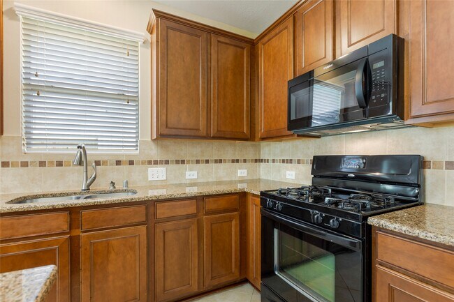Building Photo - 11723 Cypress Creek Forest Dr