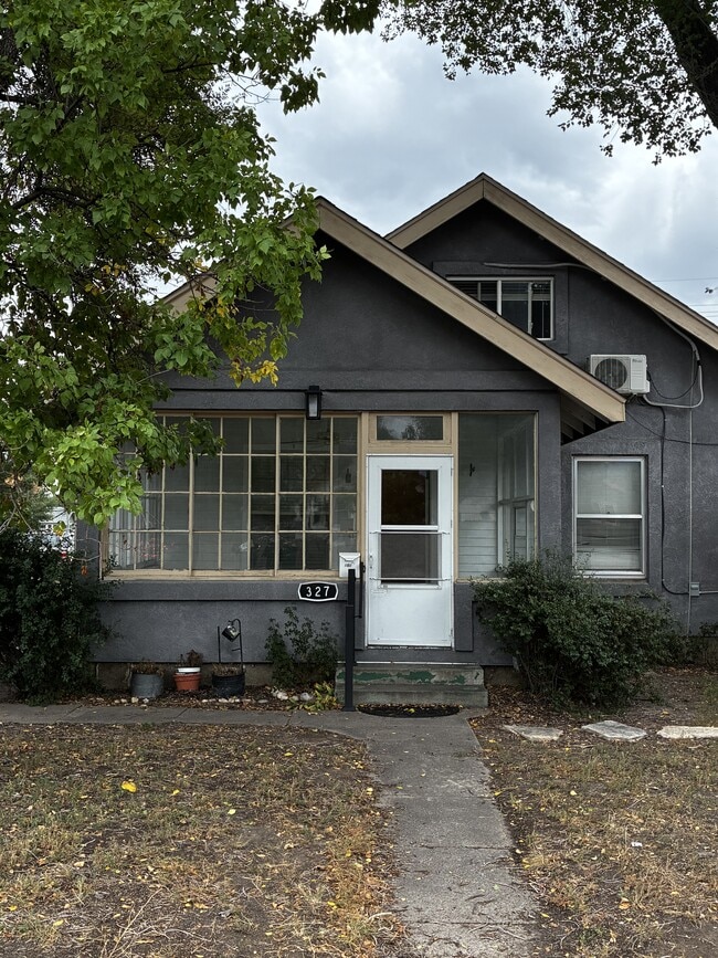 Building Photo - 327 Bonfoy Ave
