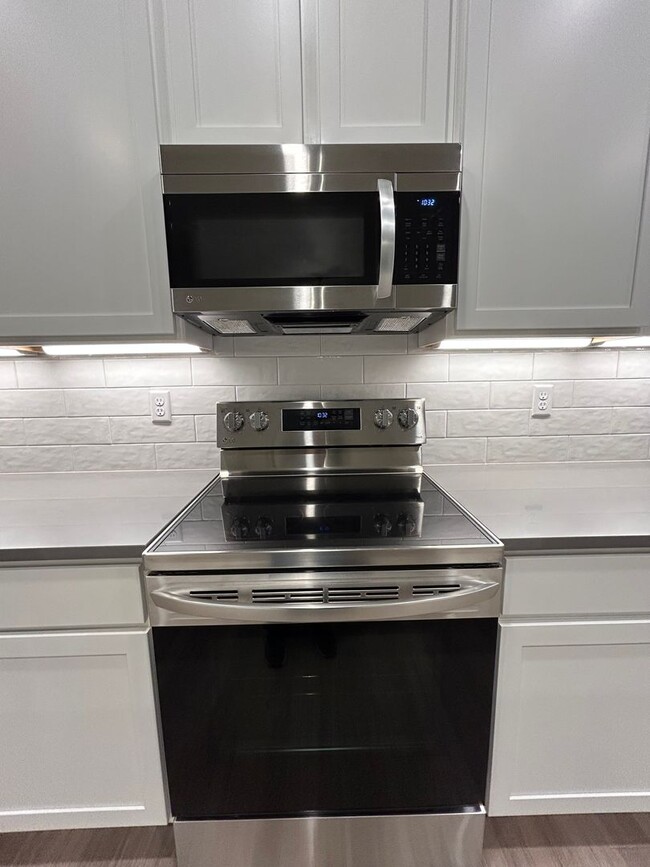 Building Photo - Beautiful Home in North Park