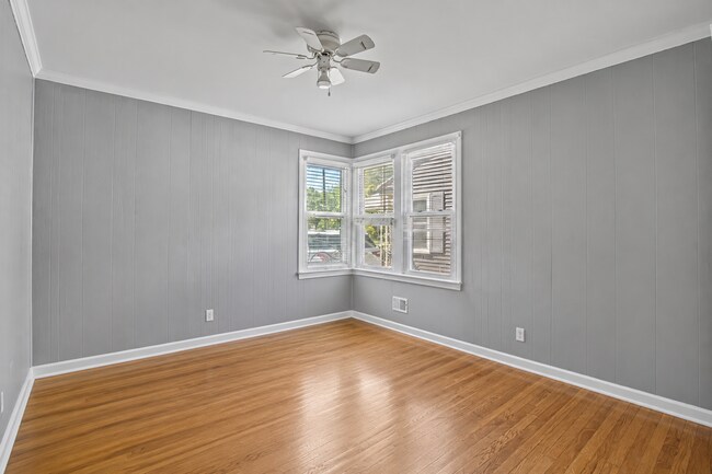 Building Photo - 4673 Dearborndale