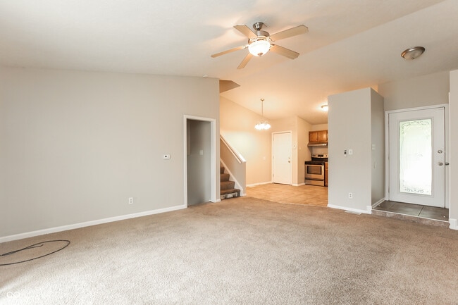 Building Photo - 5248 Telford Ct