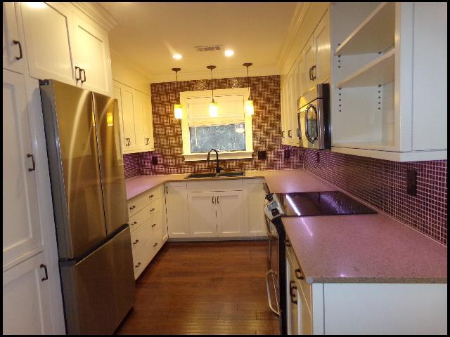 Building Photo - 122 Pin Oak Cove