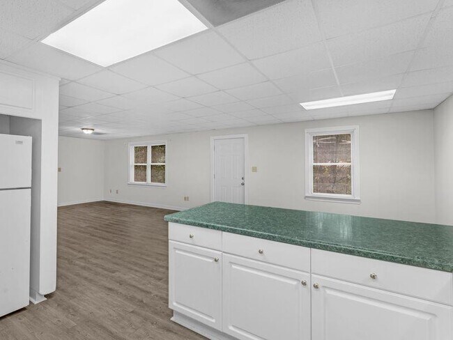 Building Photo - 63 Sentry Oak Ct