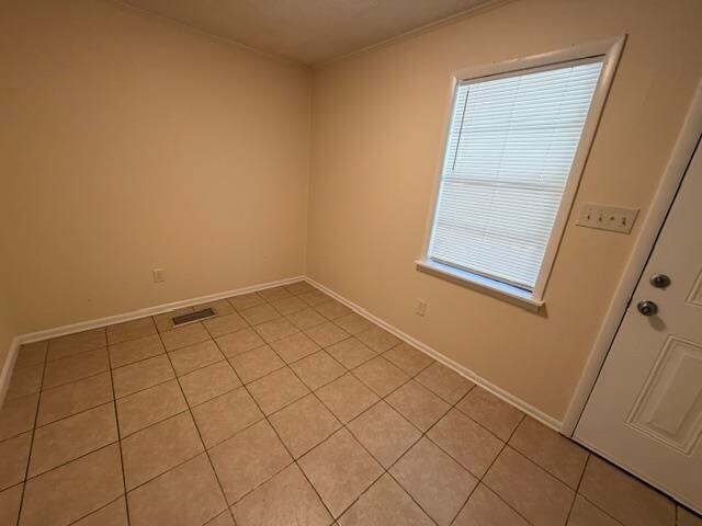 Building Photo - 1723 Russwood Rd