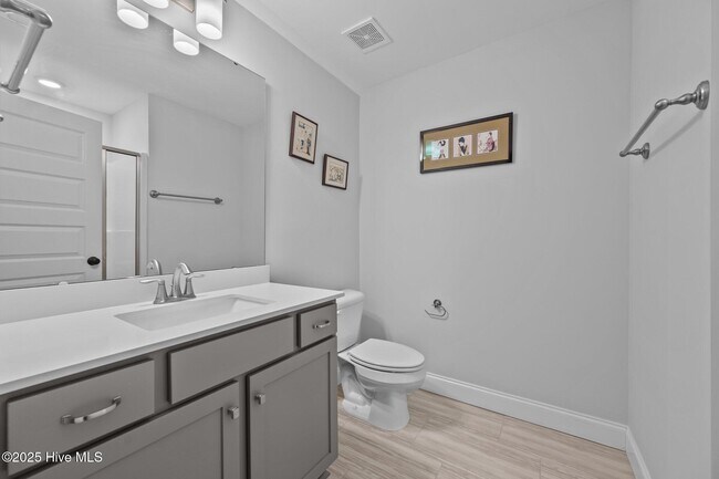 Building Photo - 181 Sailor Sky Wy