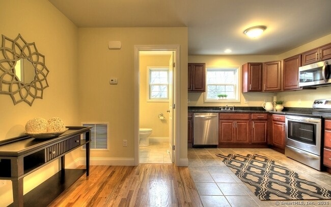 Primary Photo - 339 Meadowside Rd
