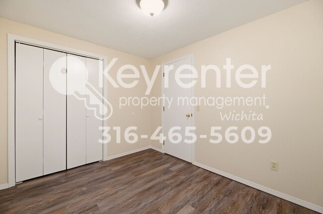 Building Photo - Well maintained 3 bedroom, 2 bath home close to everything you need!