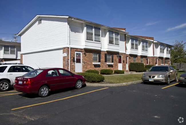 Gaslight Village Columbus, OH Apartment Finder