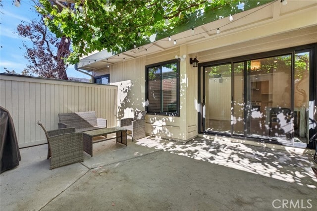 Building Photo - 10475 Newhome Ave