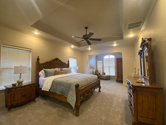 Building Photo - Broken Arrow Schools-Gated Community!